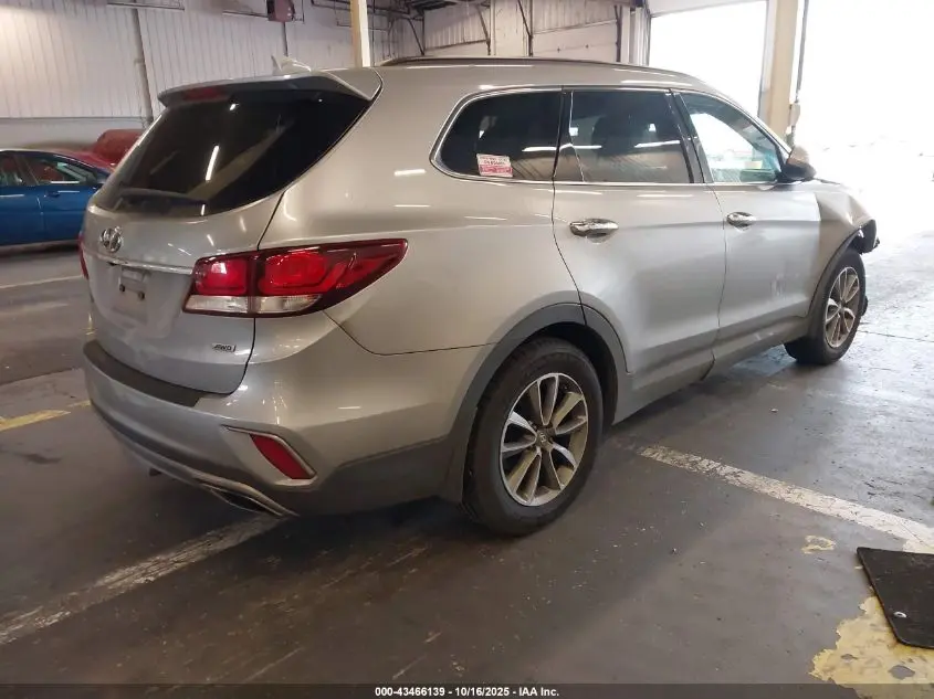 2018 HYUNDAI SANTA FE SE