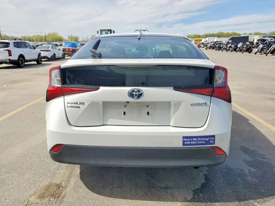 2022 TOYOTA PRIUS LE AWD-E  