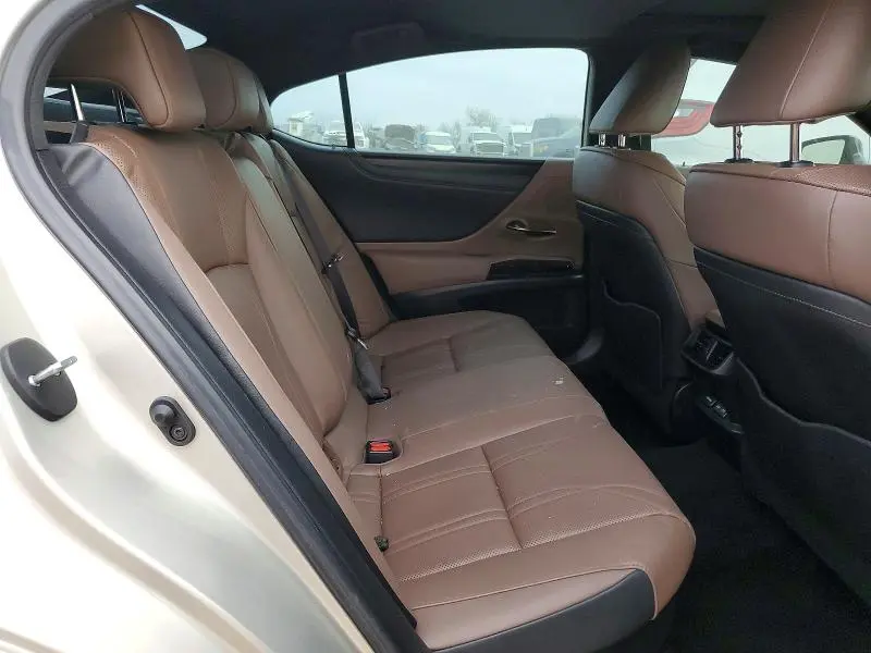 2023 LEXUS ES 300H LUXURY  