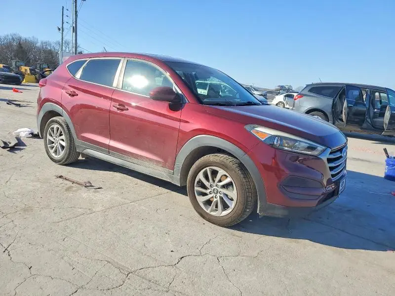 2018 HYUNDAI TUCSON SE  