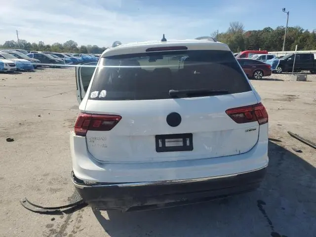 2020 VOLKSWAGEN TIGUAN SE  