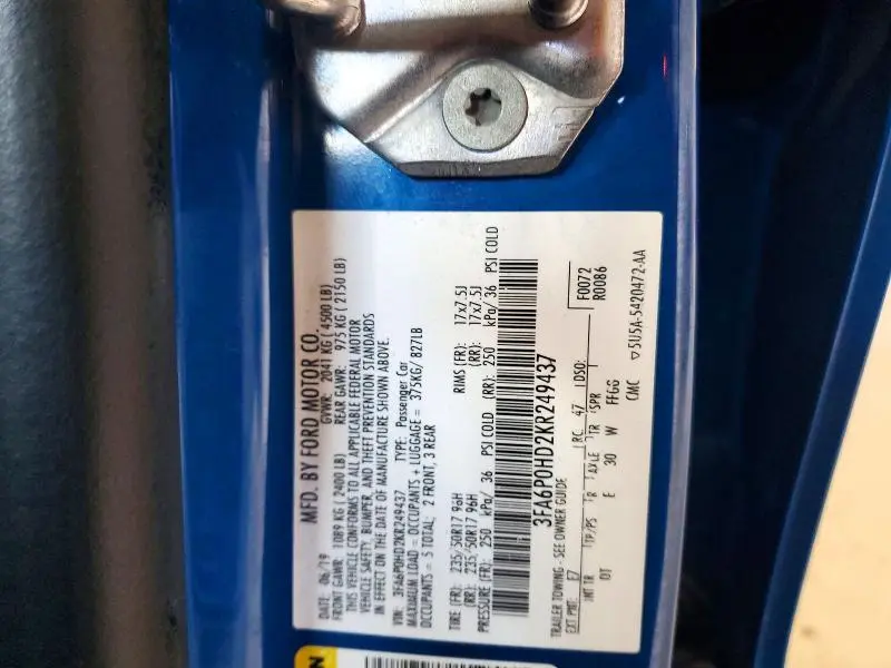 2019 FORD FUSION SE  