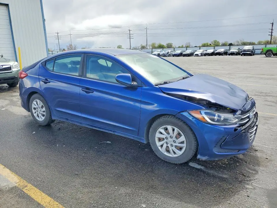 2018 HYUNDAI ELANTRA SE  