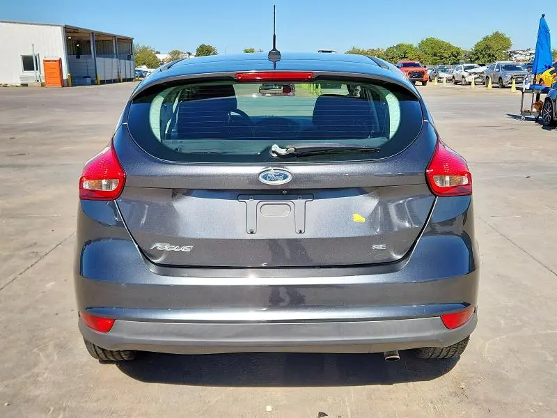 2018 FORD FOCUS SE  