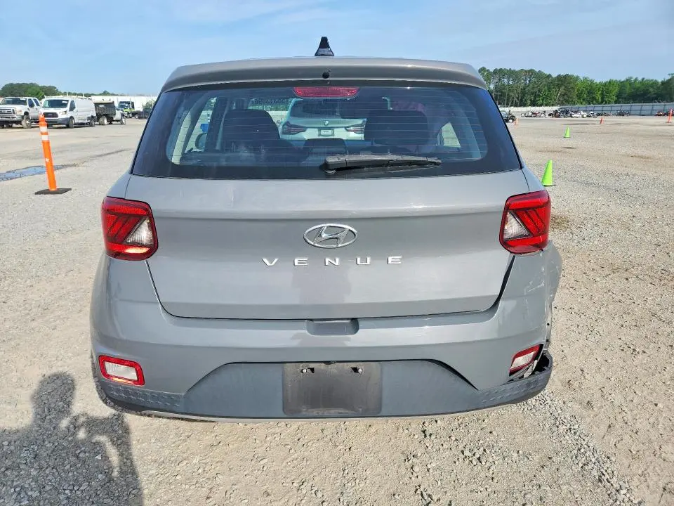 2021 HYUNDAI VENUE SE  