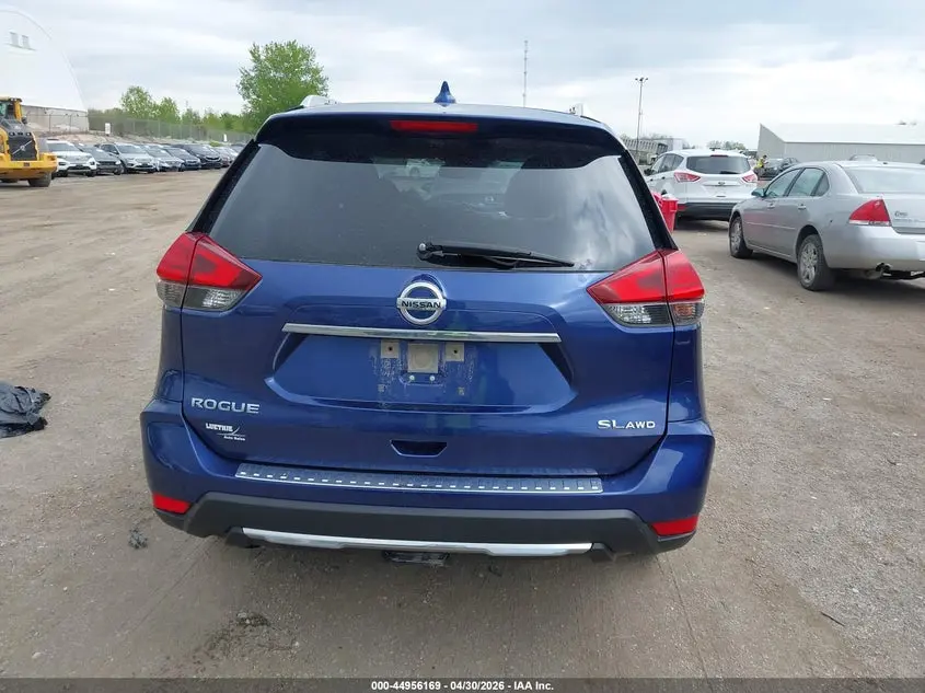 2017 NISSAN ROGUE SL