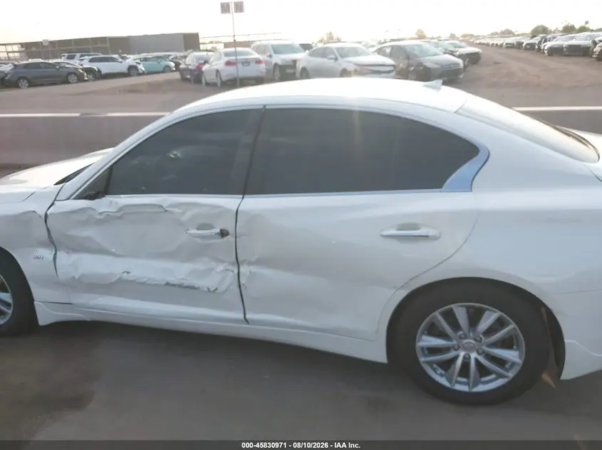 2016 INFINITI Q50 3.0T PREMIUM
