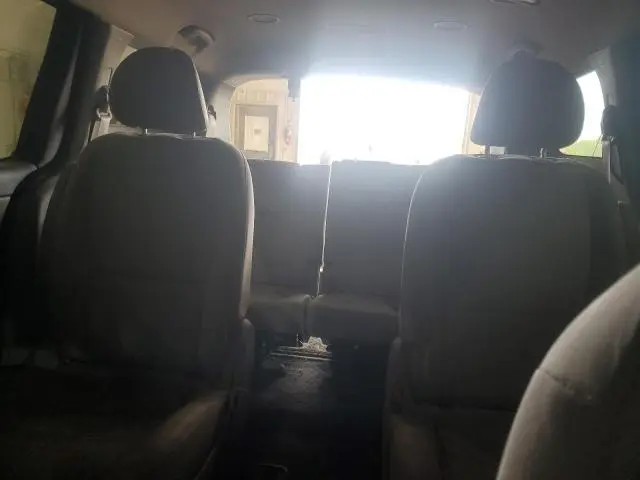2017 KIA SEDONA LX  