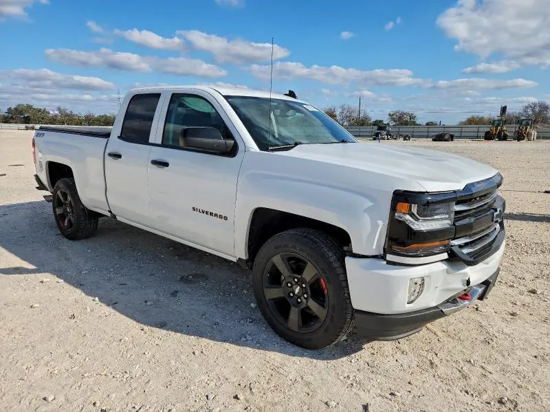 2017 CHEVROLET SILVERADO K1500 LT  