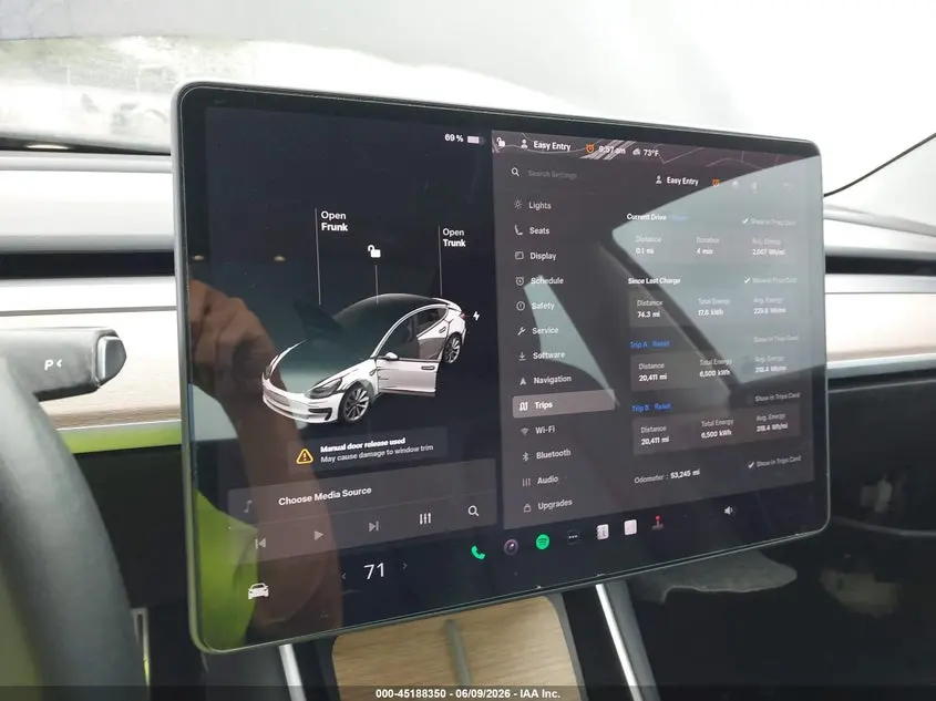 2018 TESLA MODEL 3  