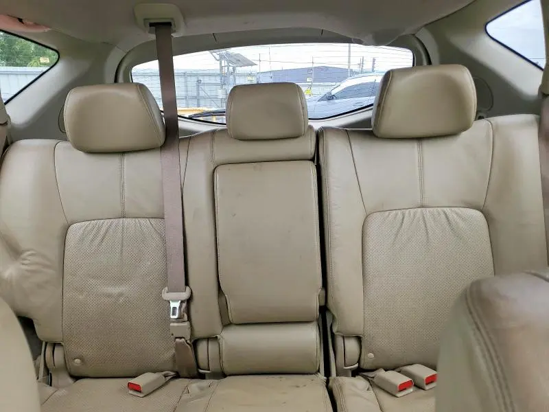 2010 NISSAN MURANO S  