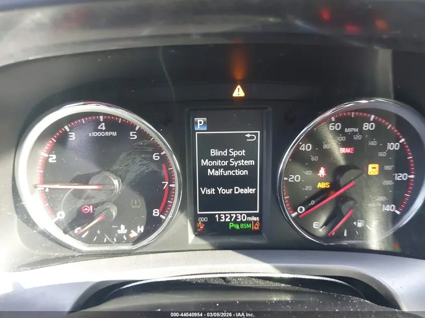 2017 TOYOTA RAV4 SE