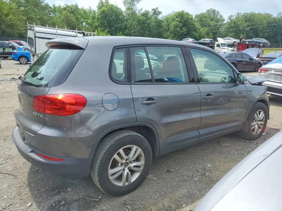 2012 VOLKSWAGEN TIGUAN S  