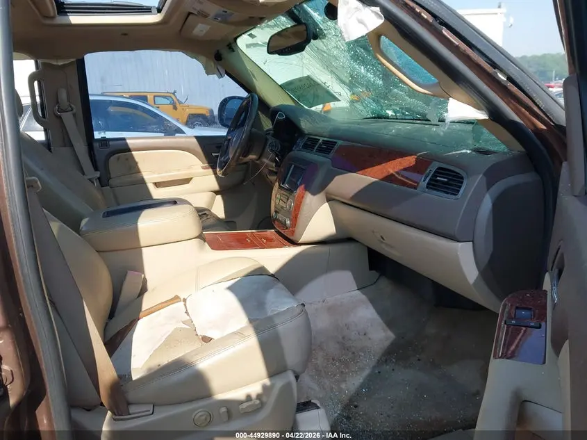 2011 CHEVROLET AVALANCHE 1500 LTZ