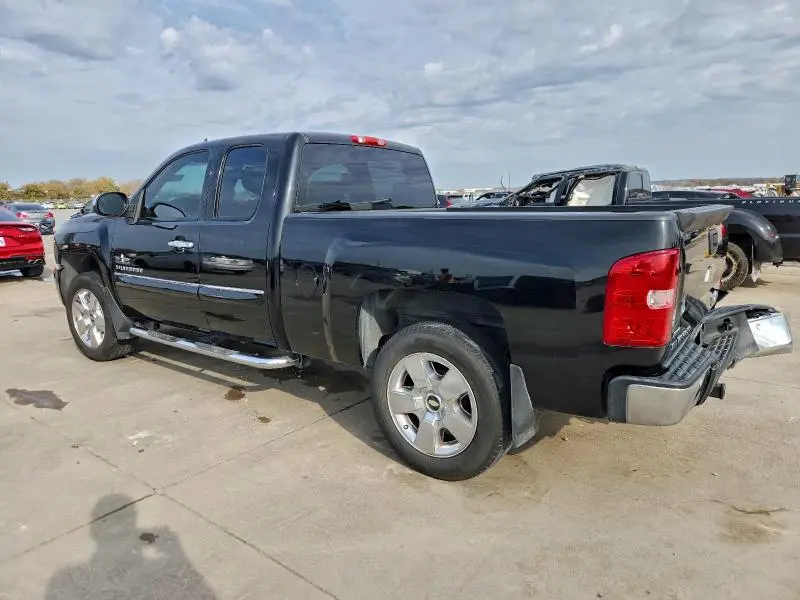 2011 CHEVROLET SILVERADO C1500 LT  