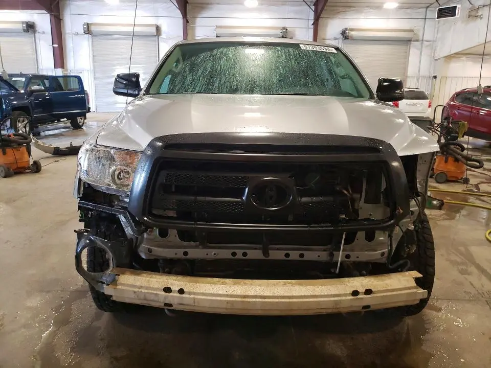 2011 TOYOTA TUNDRA DOUBLE CAB SR5  