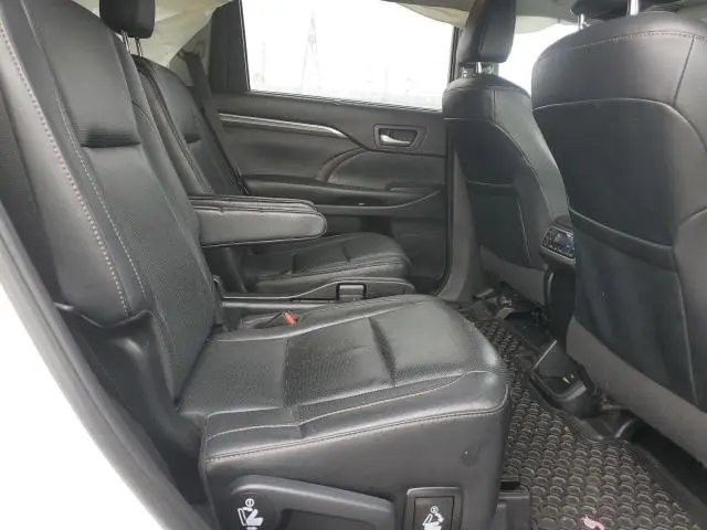 2019 TOYOTA HIGHLANDER LIMITED  