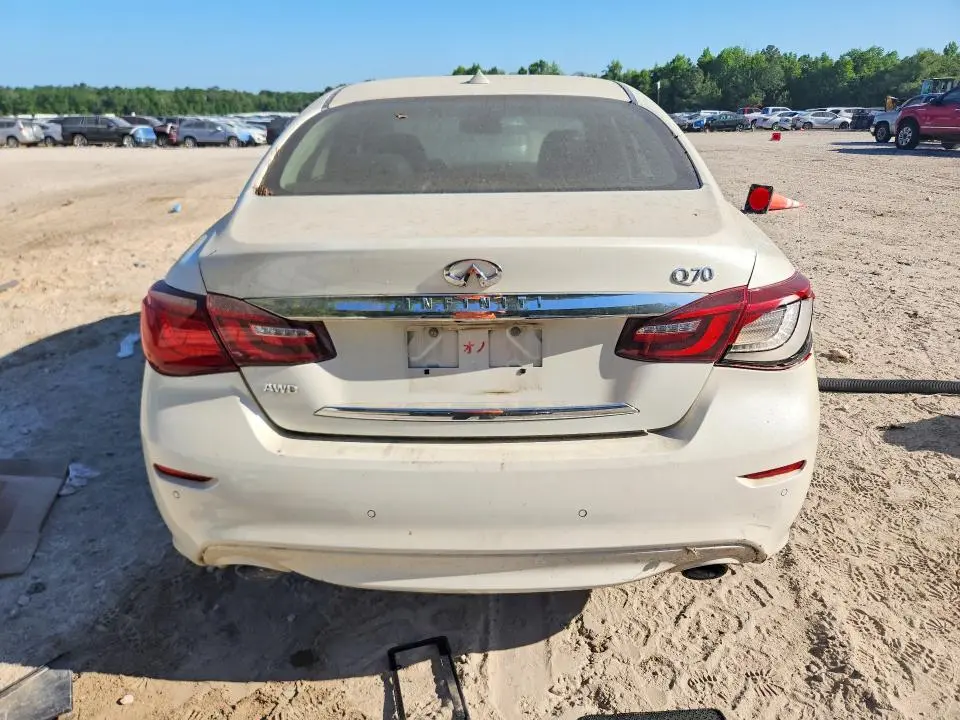 2019 INFINITI Q70 3.7 LUXE  