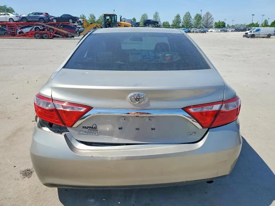 2017 TOYOTA CAMRY LE  