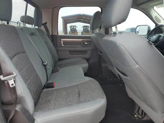 2017 RAM 1500 SLT