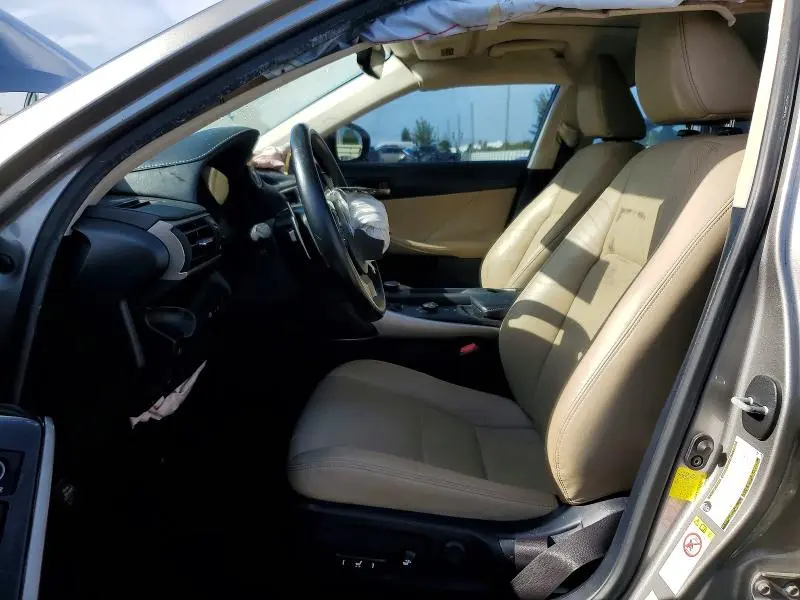 2018 LEXUS IS 300  