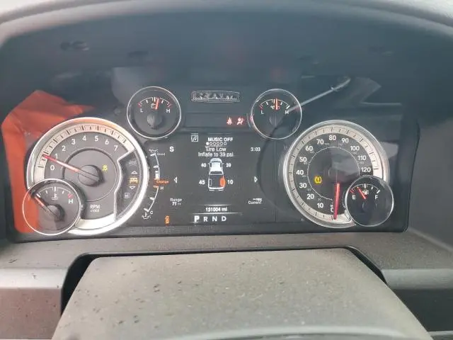 2019 RAM 1500 CLASSIC SLT  