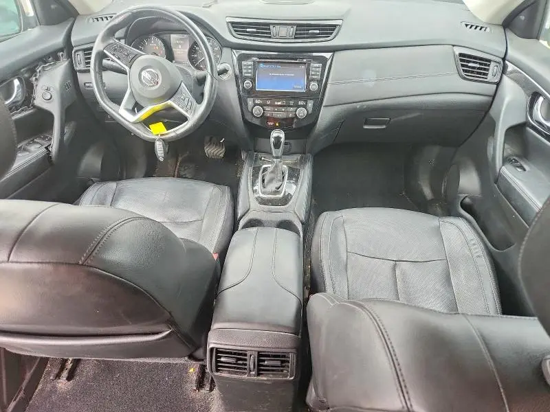 2017 NISSAN ROGUE SL  