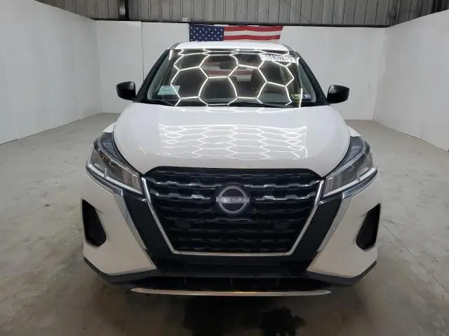 2022 NISSAN KICKS S