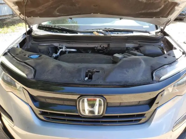 2021 HONDA PILOT SE  