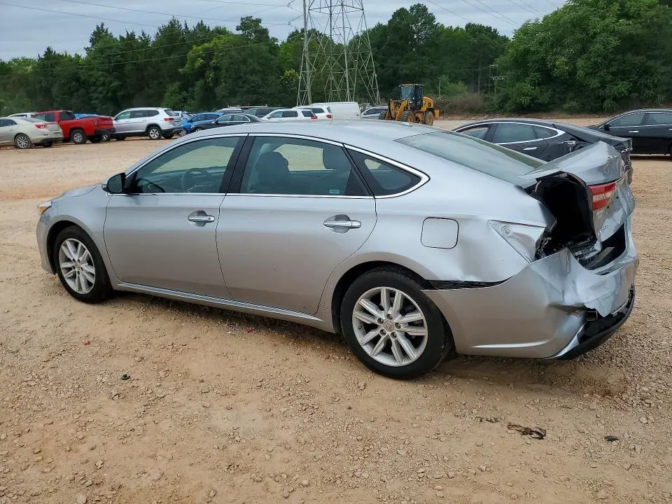 2015 TOYOTA AVALON XLE  