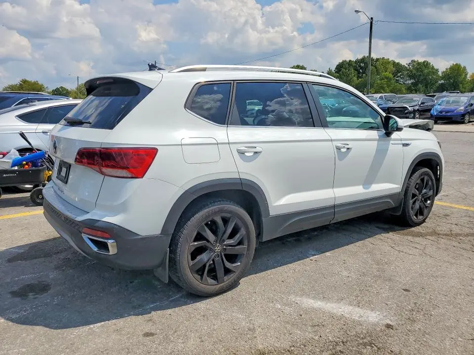 2023 VOLKSWAGEN TAOS SE  