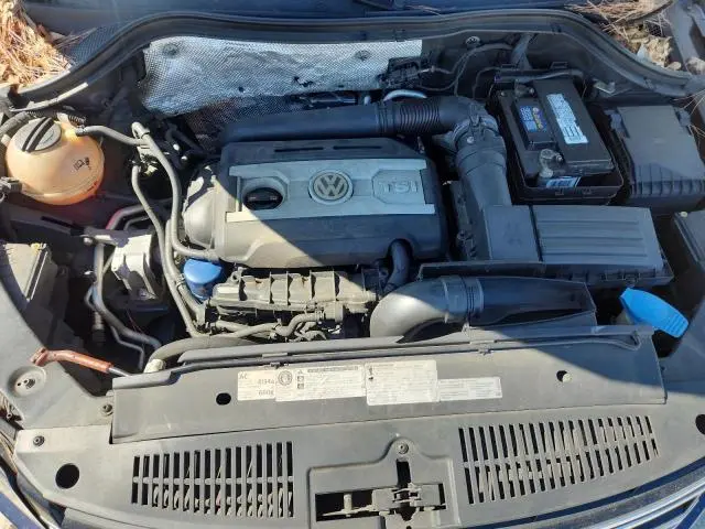 2012 VOLKSWAGEN TIGUAN S  