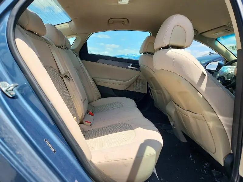 2017 HYUNDAI SONATA SE  