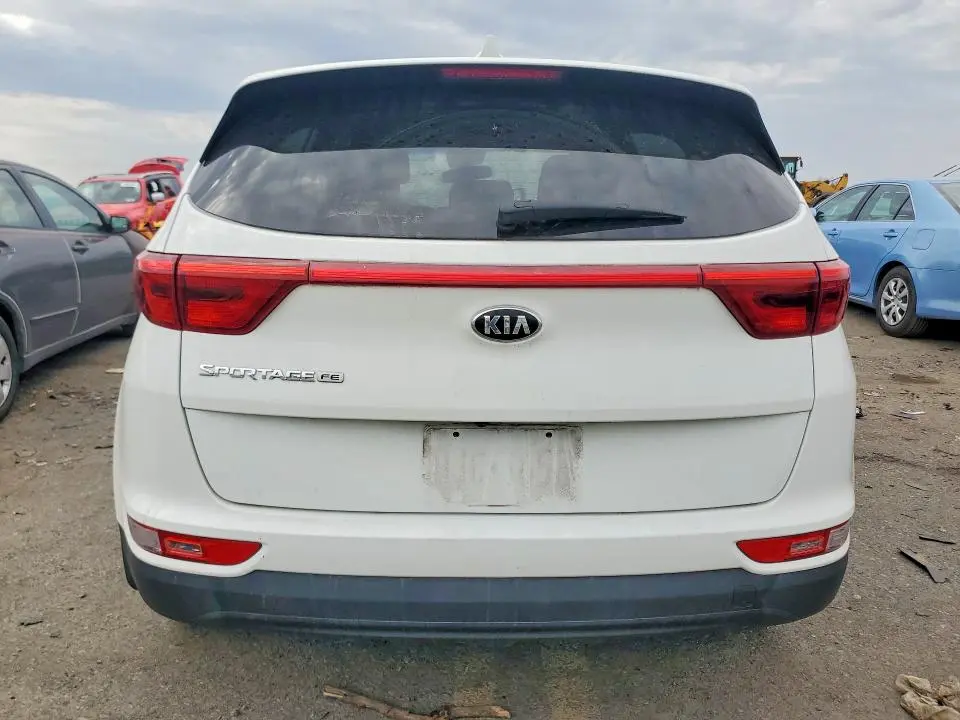 2018 KIA SPORTAGE LX  