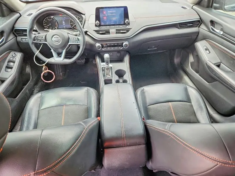 2021 NISSAN ALTIMA SR  