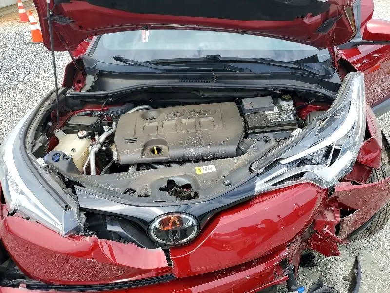 2019 TOYOTA C-HR XLE  