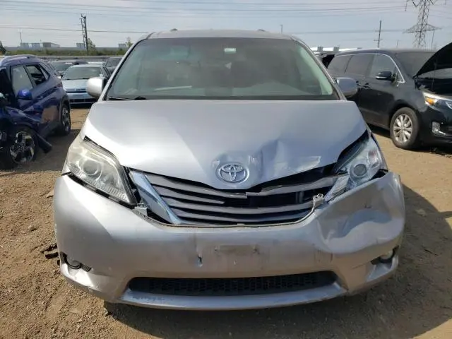 2011 TOYOTA SIENNA XLE