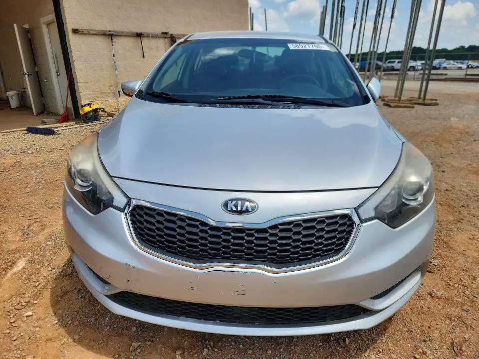 2016 KIA FORTE LX  