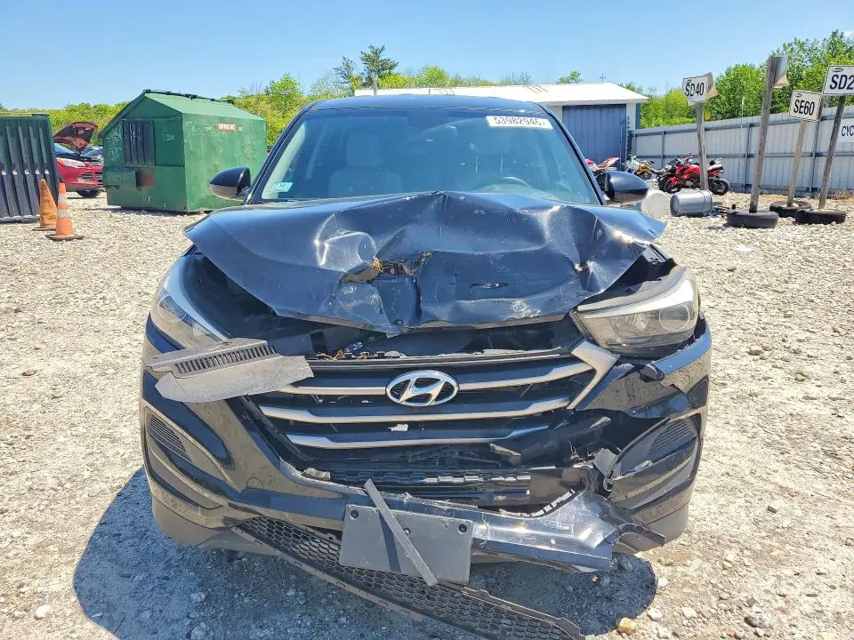 2018 HYUNDAI TUCSON SE  