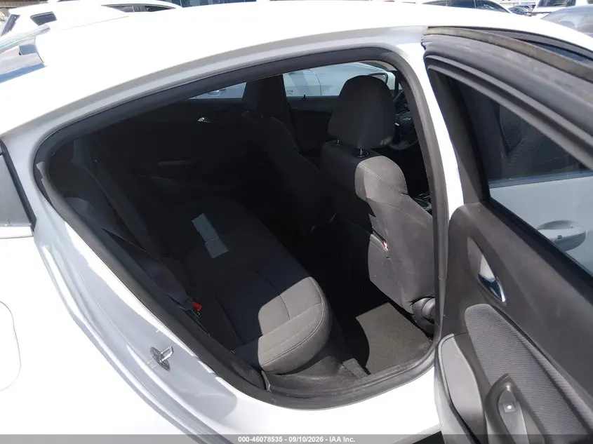 2017 CHEVROLET CRUZE LT AUTO