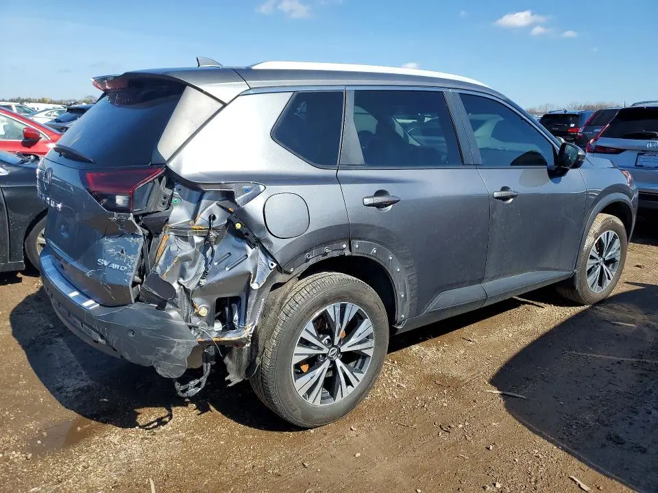 2022 NISSAN ROGUE SV  
