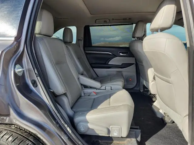 2016 TOYOTA HIGHLANDER LIMITED  