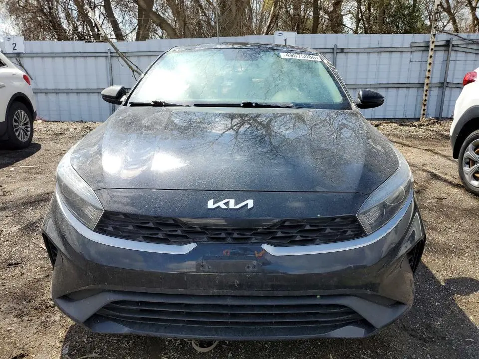 2022 KIA FORTE FE  