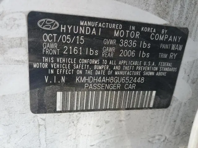 2016 HYUNDAI ELANTRA SE  