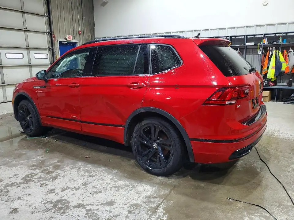 2024 VOLKSWAGEN TIGUAN SE R-LINE BLACK  