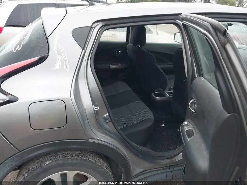 2015 NISSAN JUKE S
