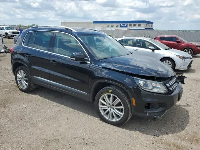 2016 VOLKSWAGEN TIGUAN S  