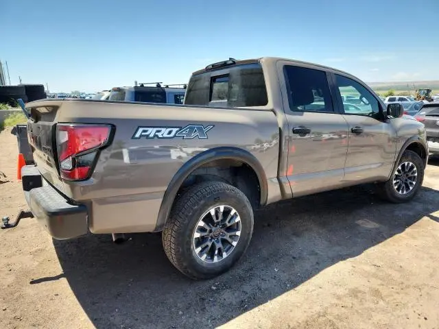 2024 NISSAN TITAN PRO-4X  