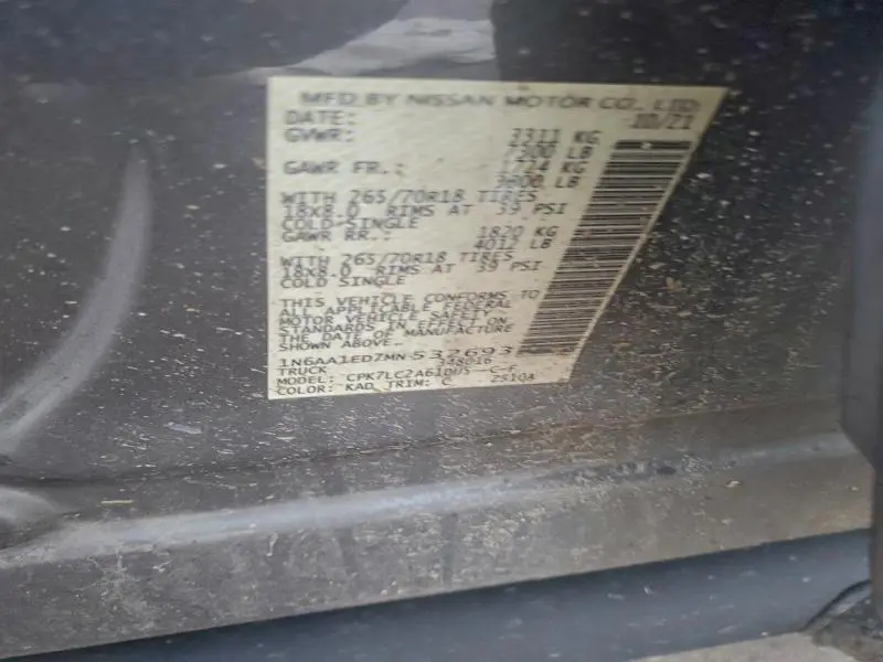 2021 NISSAN TITAN SV  