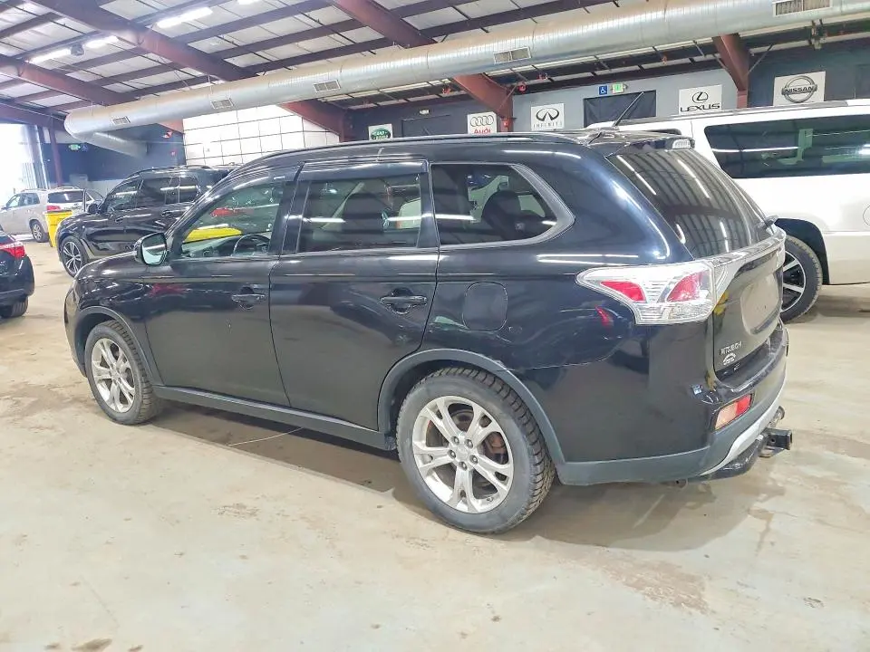 2015 MITSUBISHI OUTLANDER SE  